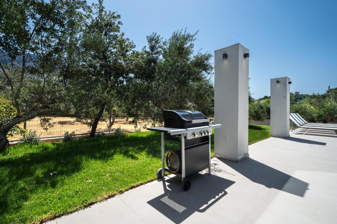 Villa Vivian Heated Private Swimming Pool & Jacuzzi Georgioupoli Exterior foto