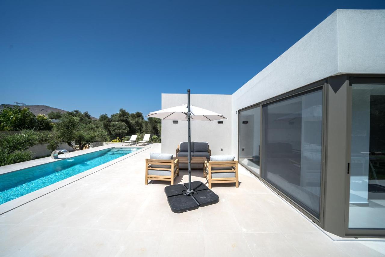 Villa Vivian Heated Private Swimming Pool & Jacuzzi Georgioupoli Exterior foto